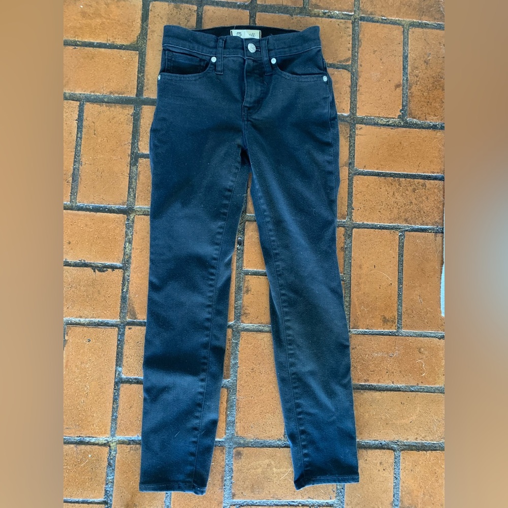 Madewell Black 9” Mid-Rise Skinny Jean, size 23 P